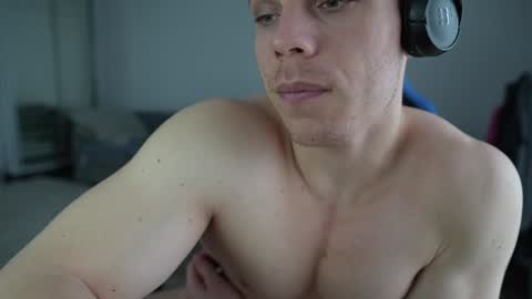 alexfit96 online show from February 2025 01:54:02 PM