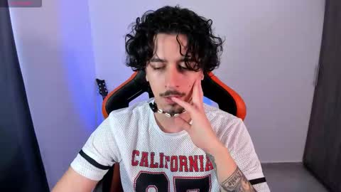 Snapshot of alexfloreszzz chatting on February 2026 05:10:02 PM alexfloreszzz online show from February 2026 05:10:02 PM