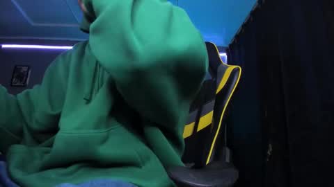 alexgiraldo__ online show from October 2025 11:07:01 AM