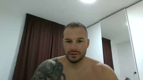 rey ale84 online show from January 2025 01:40:01 PM