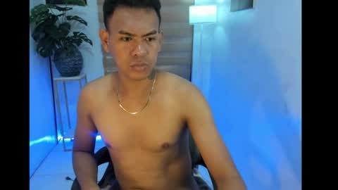 alexgrayanx online show from November 2025 07:29:02 AM