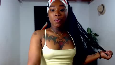 Snapshot of alexia_sinclaire24 chatting on August 2026 01:18:01 AM alexia_sinclaire24 online show from August 2026 01:18:01 AM
