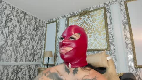 Alexiaa  Online 1430 to 2100 GMT-5 online show from April 2026 07:55:02 PM