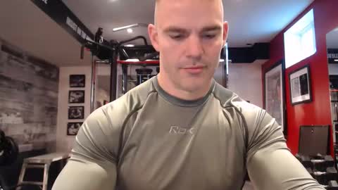 Alex online show from December 2025 08:24:02 PM