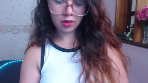 Alexia online show from February 2025 06:08:02 PM