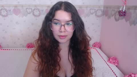 Alexia online show from February 2025 03:14:01 PM