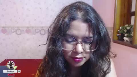 Alexia online show from October 2025 12:12:02 PM