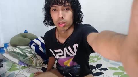 Alexis online show from November 2025 09:21:01 AM