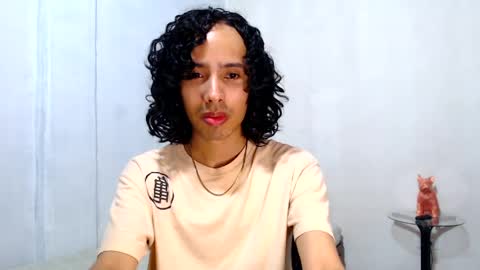 Snapshot of alexis21_ chatting on May 2026 12:26:02 PM Alexis online show from May 2026 12:26:02 PM