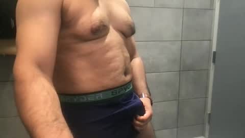 Snapshot of alexis69mm chatting on January 2025 05:52:02 AM Alex online show from January 2025 05:52:02 AM