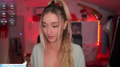 Alexis Texas online show from October 2025 06:58:01 PM