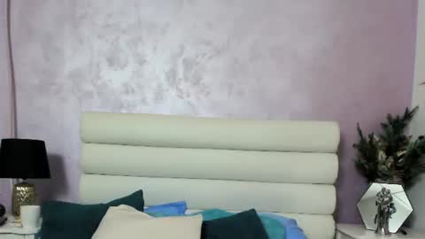 Snapshot of alexis_smit chatting on June 2026 03:40:01 AM Alexis online show from June 2026 03:40:01 AM
