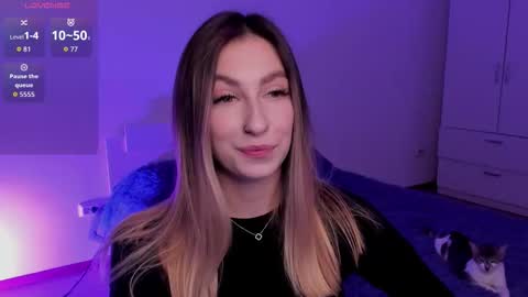 Alexis online show from November 2025 07:50:02 PM