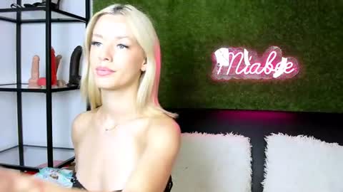 Snapshot of alexisbanx chatting on July 2026 06:02:02 PM alexisbanx online show from July 2026 06:02:02 PM
