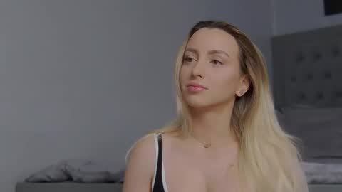 Alexis online show from February 2026 07:08:01 AM