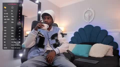 Alex Jaccob online show from October 2025 01:18:01 PM