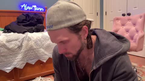 Alex Mann online show from December 2024 02:42:01 AM