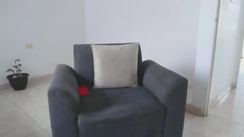 Maximuss online show from December 2024 07:18:02 PM