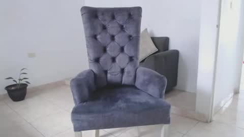 Maximuss online show from December 2024 07:00:02 PM