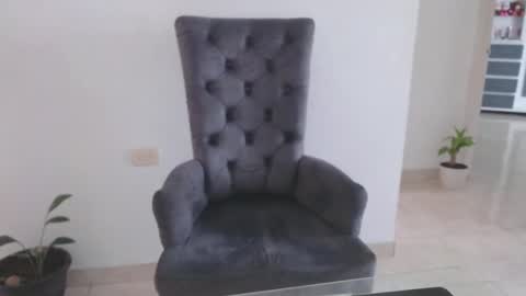 Maximuss online show from February 2025 06:45:01 PM