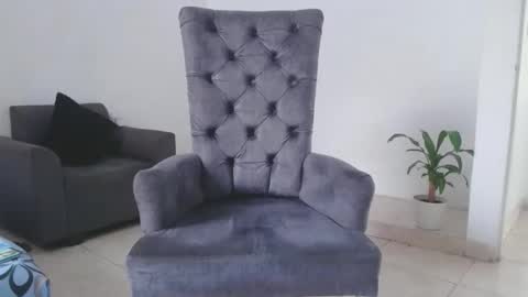 Maximuss online show from November 2025 07:29:01 PM