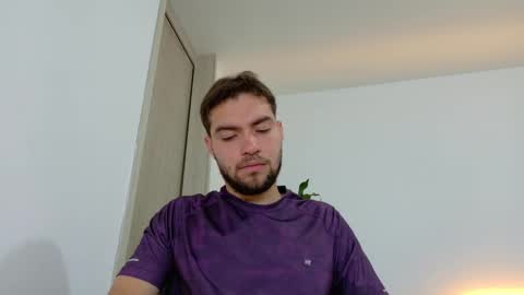 Alex online show from September 2025 12:43:02 AM