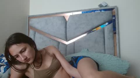 alex y luisa online show from November 2025 03:55:02 PM