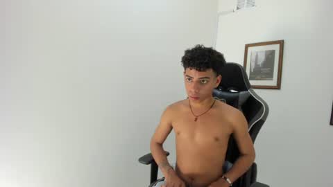 Snapshot of alexx_cum18 chatting on June 2026 12:22:02 AM alexx_cum18 online show from June 2026 12:22:02 AM
