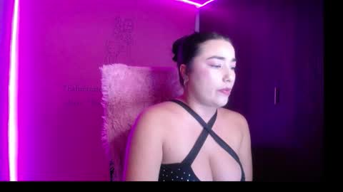 alexxa_1111 online show from September 2025 11:27:02 PM