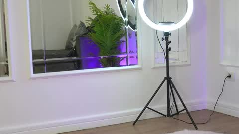 alexxiskye online show from September 2025 05:31:01 AM