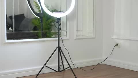 alexxiskye online show from September 2025 06:40:01 AM