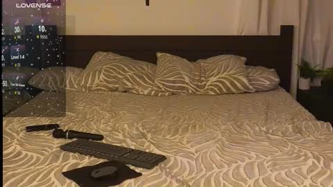 Alex online show from October 2025 01:53:02 PM