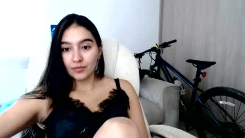 Snapshot of alexyferrer1 chatting on June 2026 08:51:01 PM alexyferrer1 online show from June 2026 08:51:01 PM