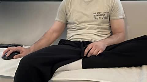 alfadreamer0011 online show from February 2026 11:37:01 AM