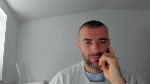 alfiesolomons87 online show from October 2025 07:41:01 AM