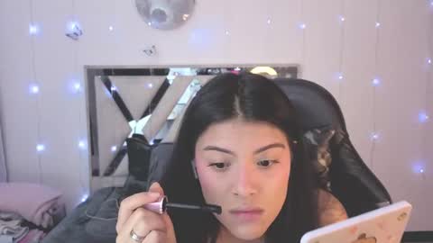 Carolina Join The Fan Club  online show from November 2025 12:55:01 AM