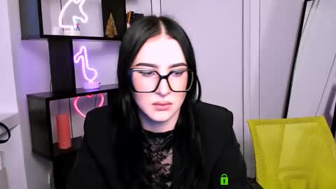 alia skay online show from December 2025 10:33:01 AM