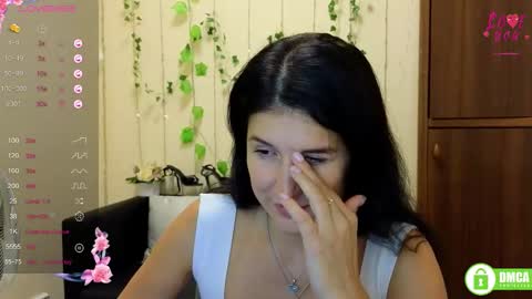 Alianna online show from September 2025 11:11:01 AM