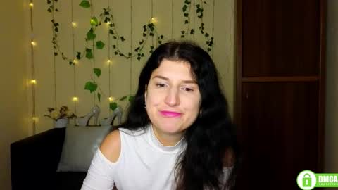 Snapshot of alianna_solo_kiss chatting on February 2026 12:19:01 PM Alianna online show from February 2026 12:19:01 PM