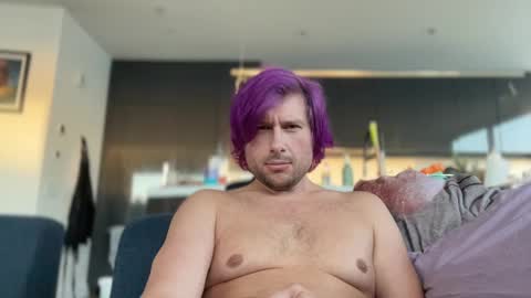 Snapshot of alibastersword chatting on December 2024 12:13:01 AM Luke online show from December 2024 12:13:01 AM