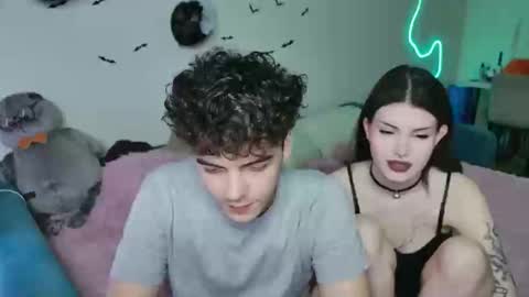 alice and james online show from October 2025 06:43:01 PM