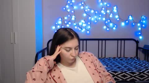 Alice online show from December 2024 11:05:01 PM