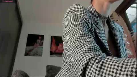 Alice  online show from October 2025 02:18:02 PM