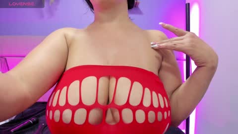 alice_brookss_ online show from December 2024 03:49:02 PM