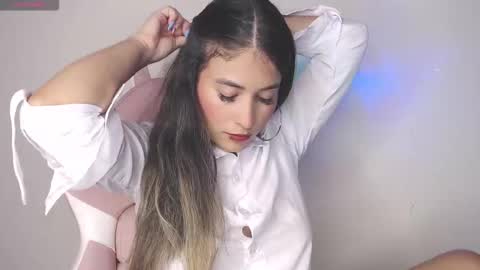 alice_cespedes online show from October 2025 06:25:02 PM