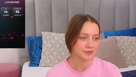 Snapshot of alice_charmy chatting on February 2025 12:09:02 PM Alice in Wonderland online show from February 2025 12:09:02 PM