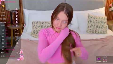 Snapshot of alice_charmy chatting on September 2025 05:40:02 AM Alice in Wonderland online show from September 2025 05:40:02 AM