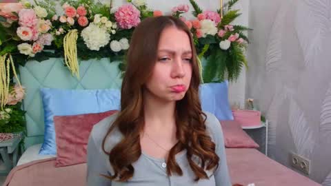 Snapshot of alice_charmy chatting on January 2026 05:18:02 PM Alice in Wonderland online show from January 2026 05:18:02 PM