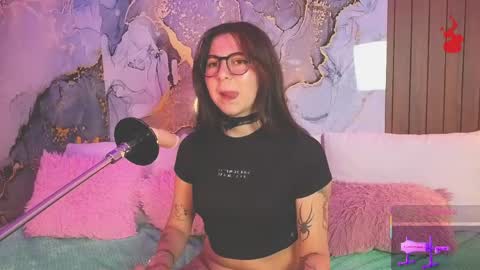 Snapshot of alice_cute77 chatting on May 2026 02:46:02 PM Mey online show from May 2026 02:46:02 PM