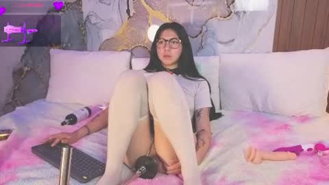 Snapshot of alice_cute77 chatting on July 2026 03:50:02 PM Mey online show from July 2026 03:50:02 PM